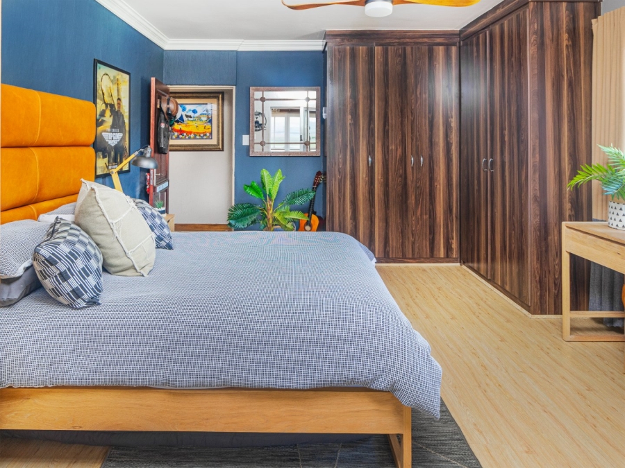 6 Bedroom Property for Sale in Kosmos Ridge North West